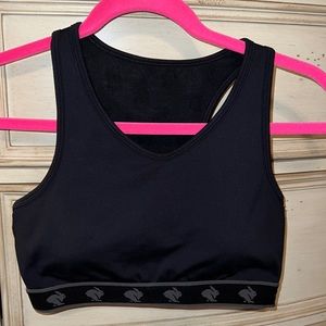 Rabbit v neck sports bra size medium